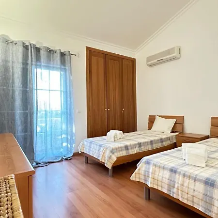 Rosal House - Sao Rafael *